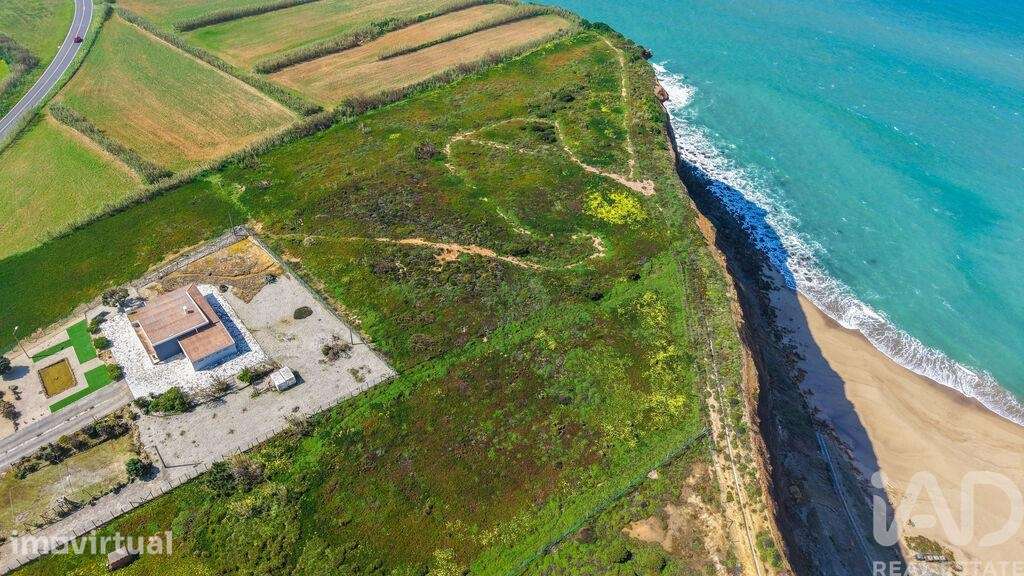 Moradia isolada T2 em Encarnação de 145 m2 - Grande imagem: 3/40