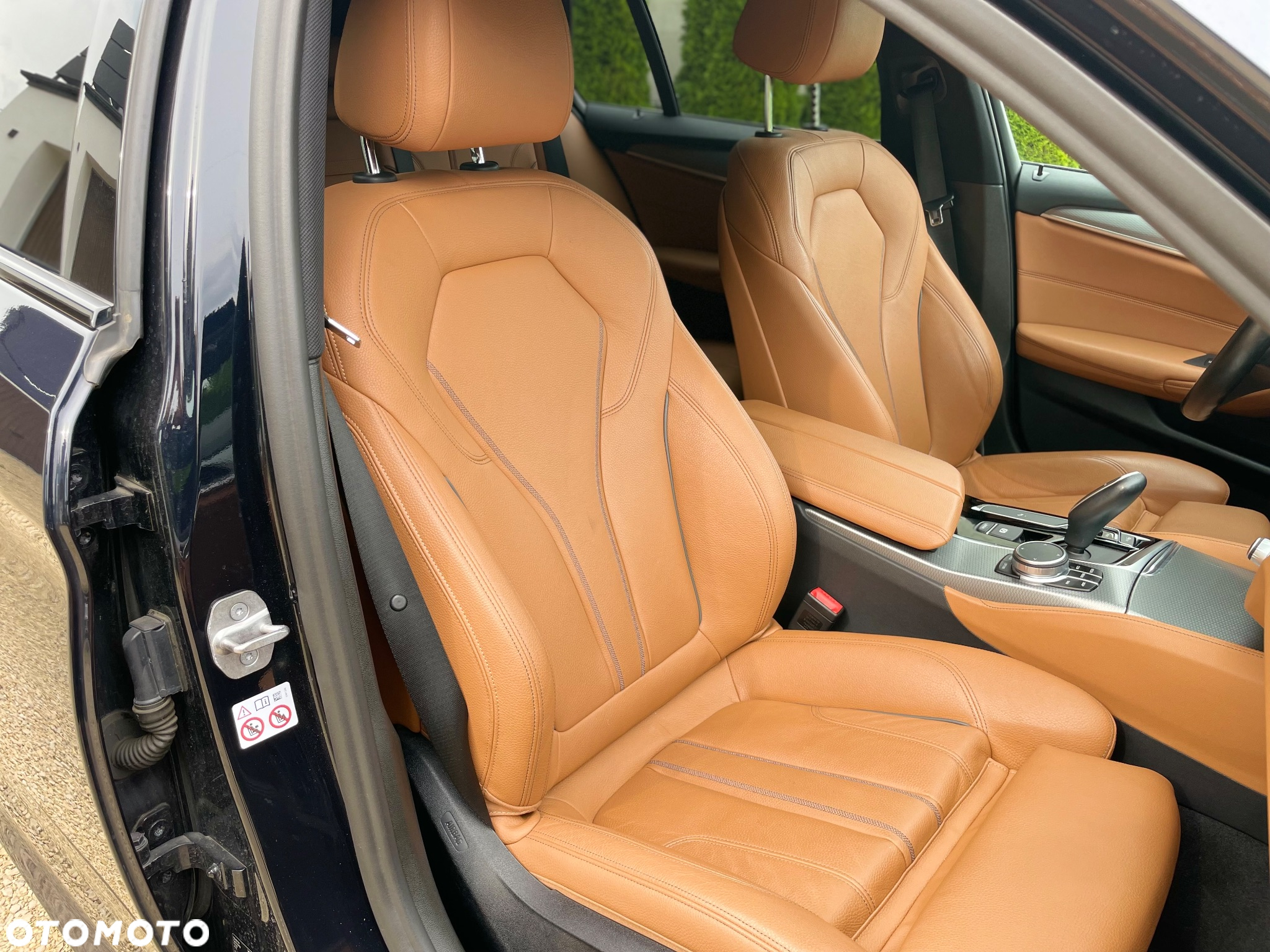 BMW Seria 5 518d M Sport - 15