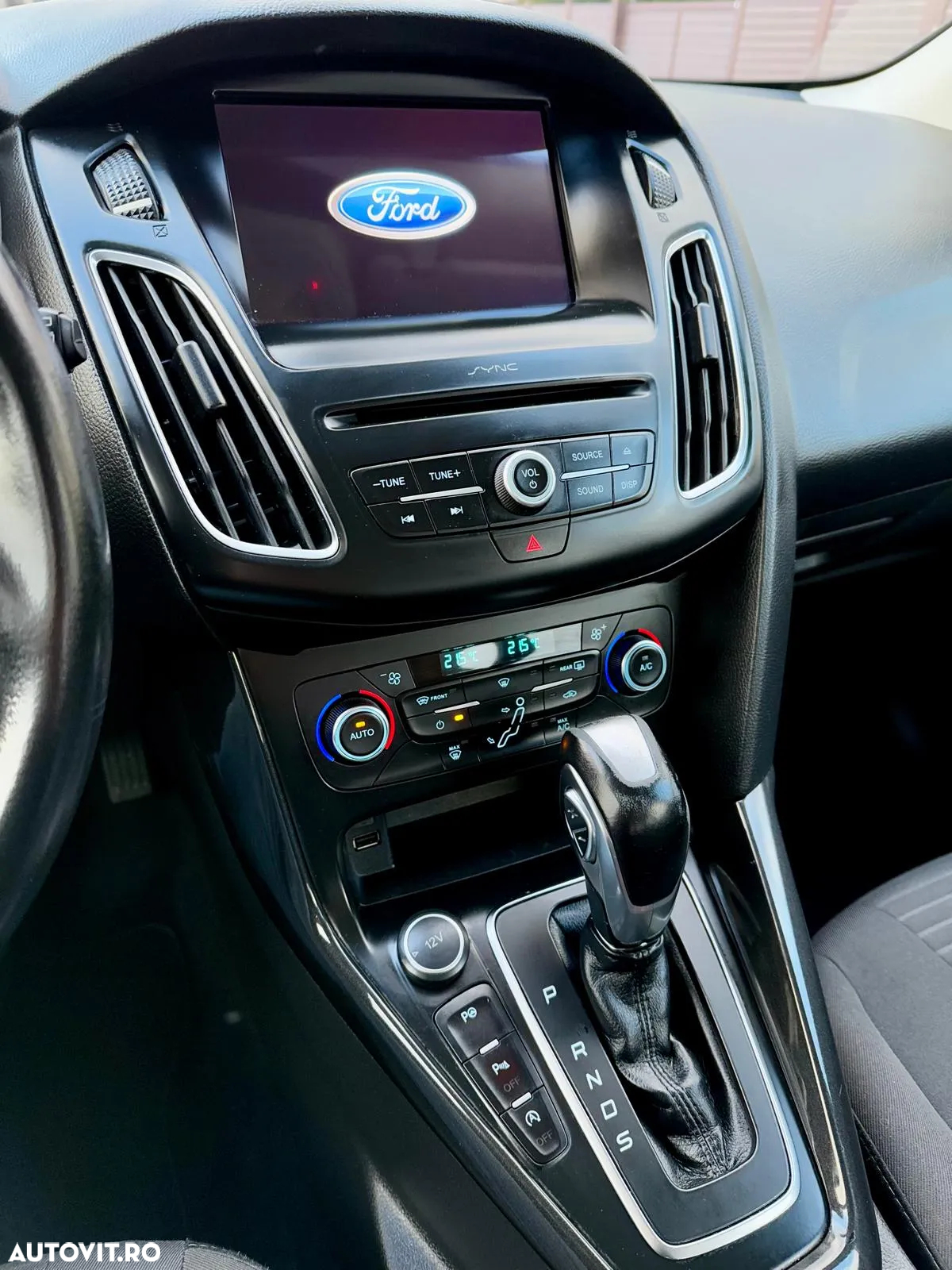 Ford Focus 1.5 EcoBlue Start-Stopp-System Aut. TITANIUM - 17