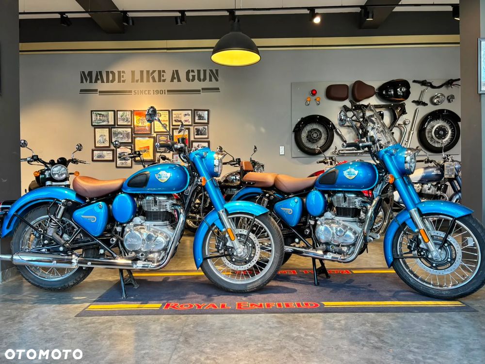 Royal Enfield Classic - 1