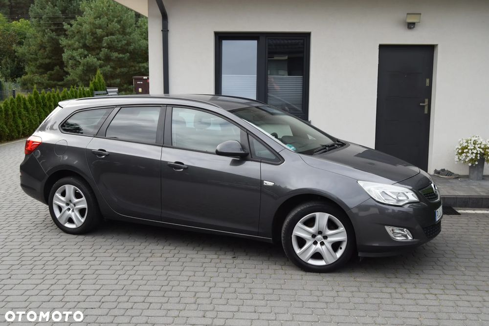 Opel Astra 1.4 Turbo - 2