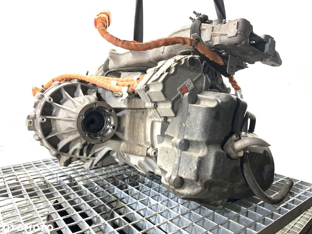 SILNIK ELEKTRYCZNY KOMPLET  VW GOLF VII (5G1, BQ1, BE1, BE2) 2012 - 2022 e-Golf 85 kW [115 KM] - 6