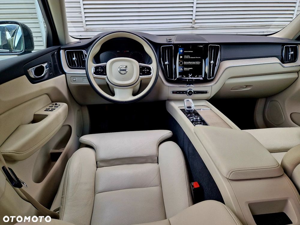 Volvo XC 60 T5 AWD Inscription - 27
