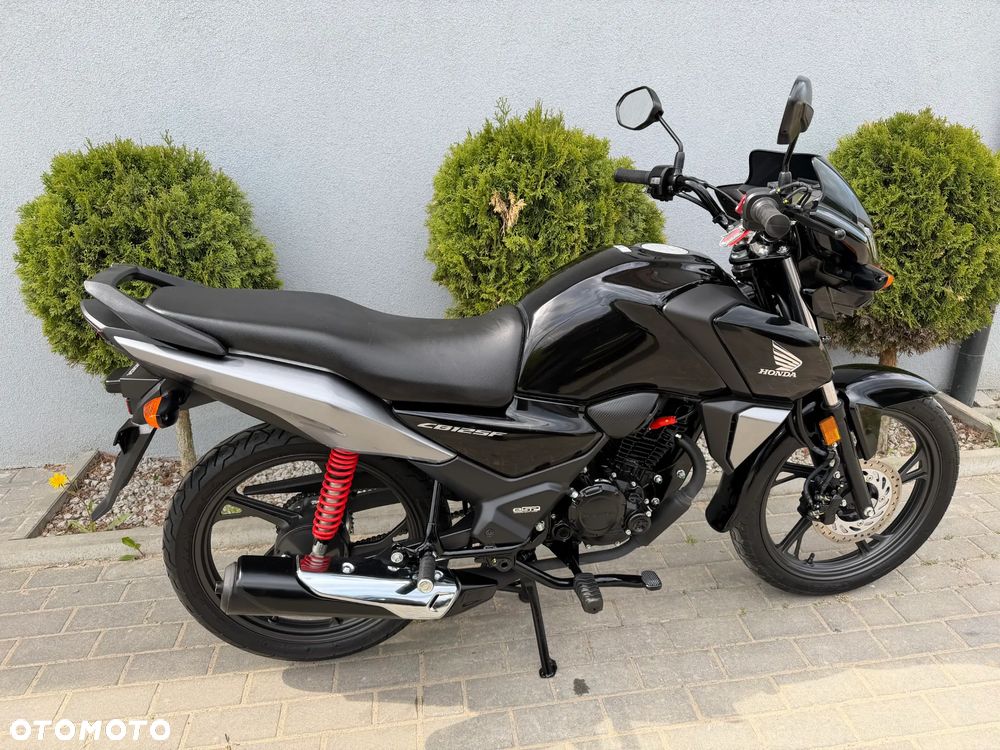 Honda CBF - 4