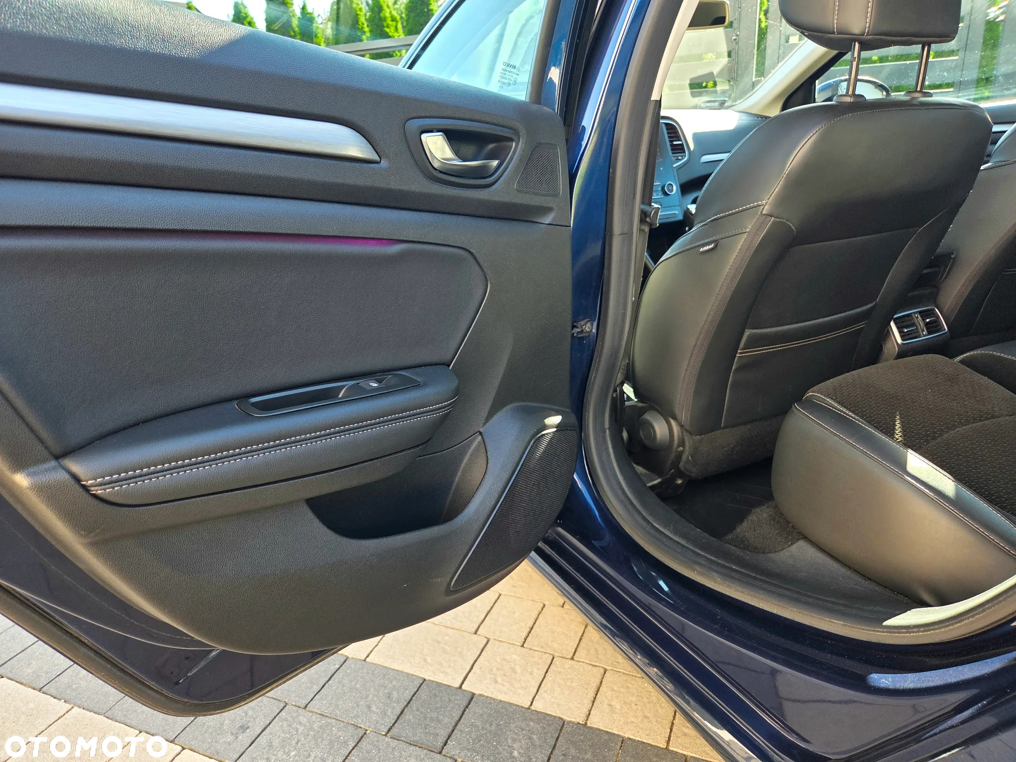 Renault Megane 1.5 Blue dCi Intens - 16