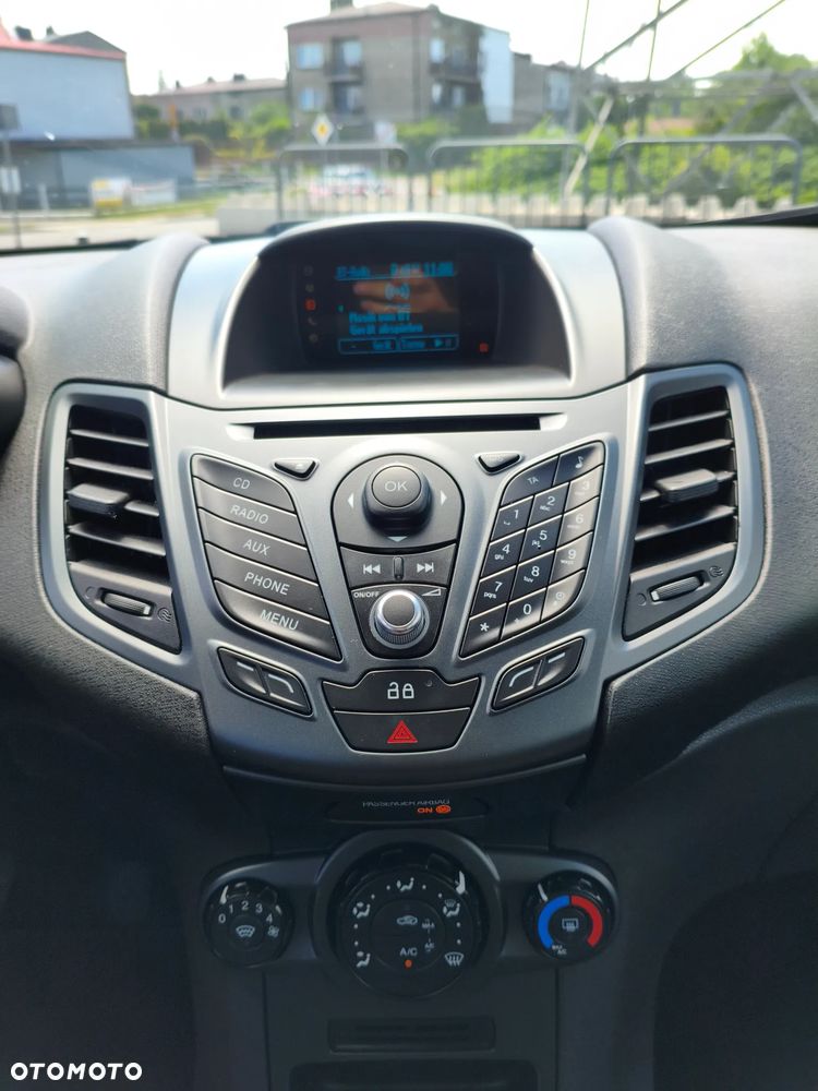 Ford Fiesta - 11