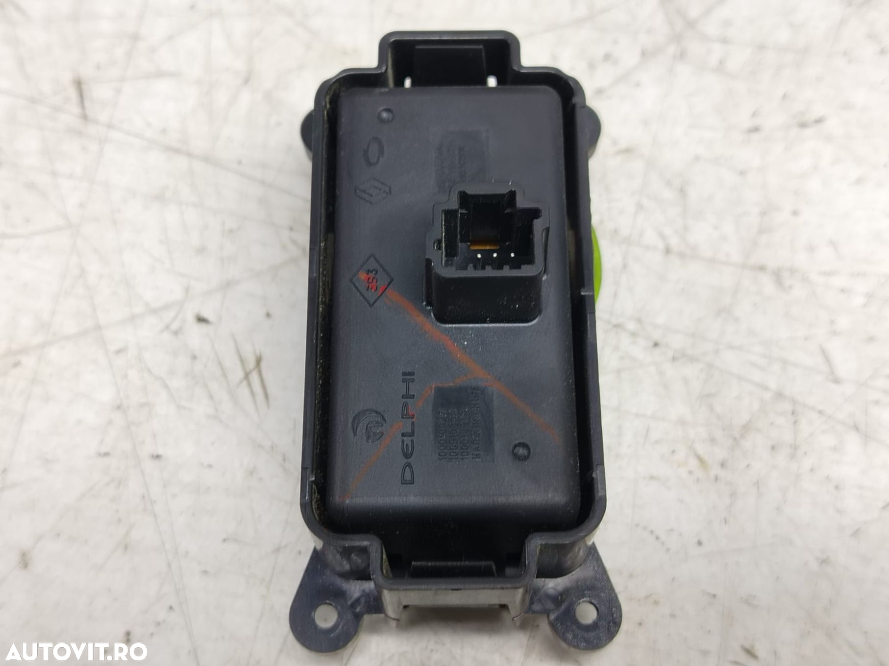 Buton avarii 252100004r Renault Latitude 1 [2010 - 2014] - 2