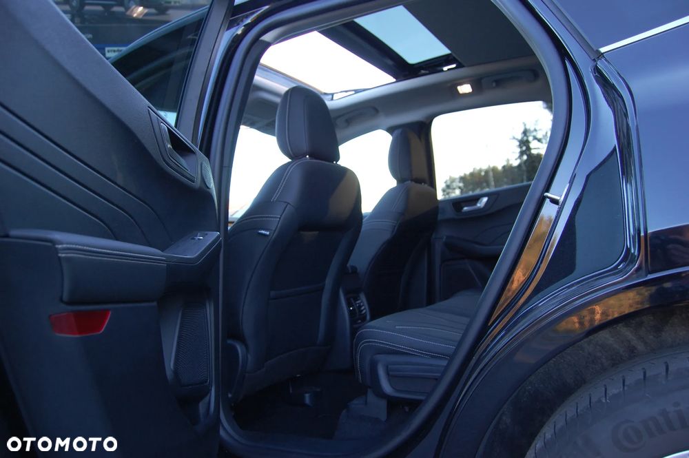 Ford Kuga - 25