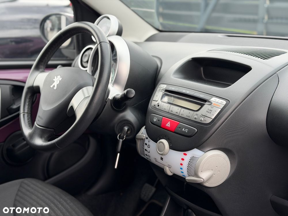 Peugeot 107 1.0 Urban Move Euro5 - 23