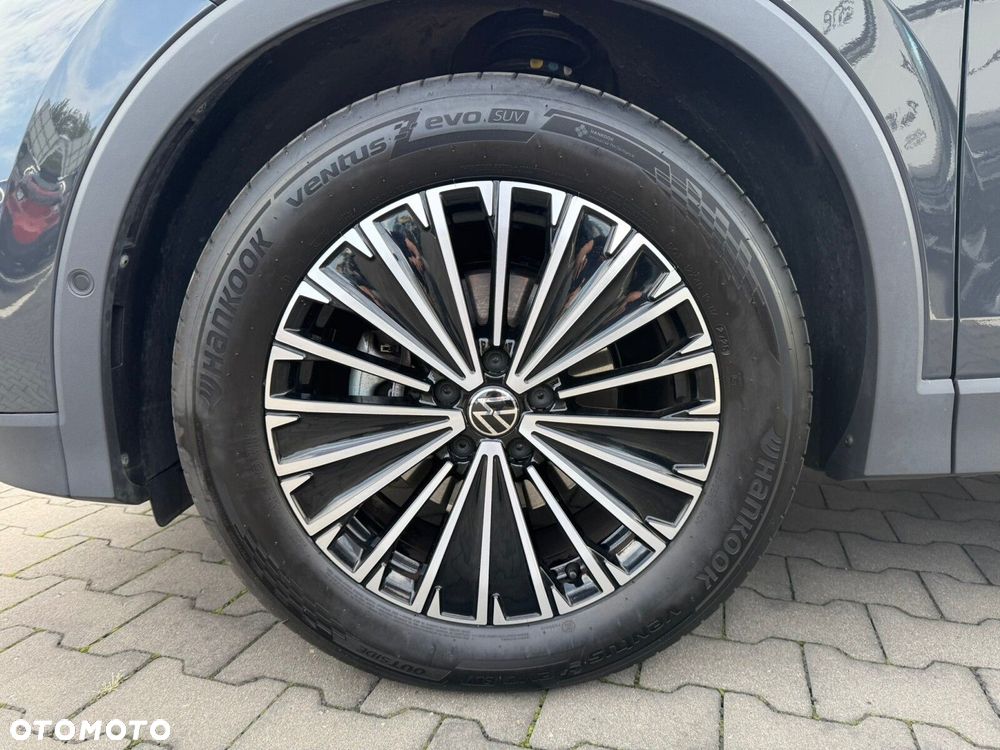 Volkswagen Tiguan 1.5 eTSI Elegance DSG - 36