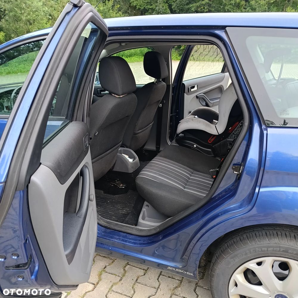 Ford Focus 1.8 Style - 5