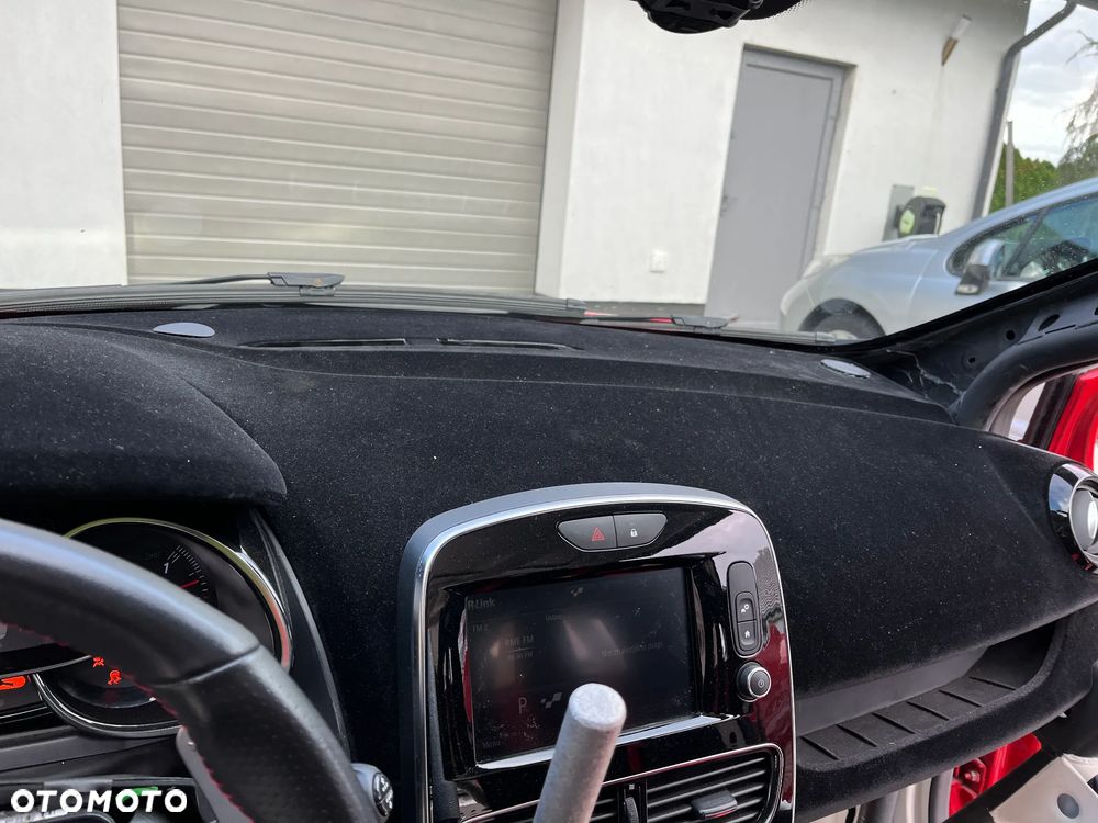 Renault Clio - 9