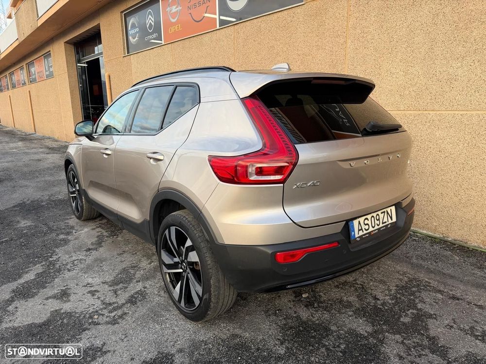 Volvo XC 40 1.5 T2 Plus Dark Auto - 11