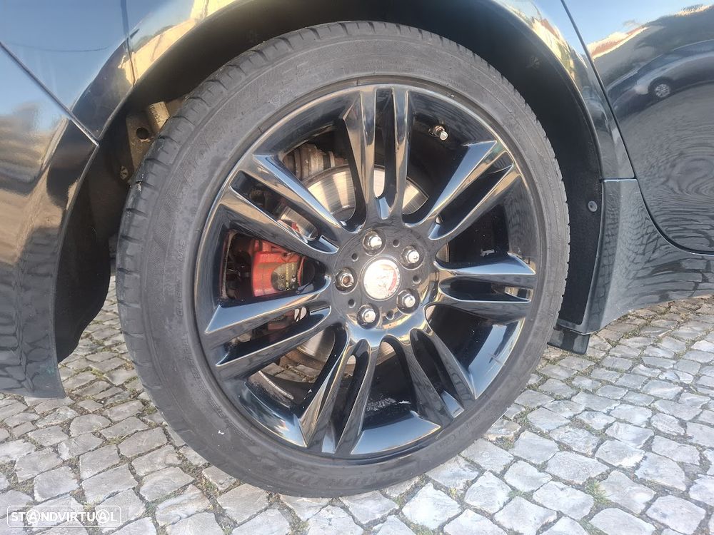 Jaguar XE 2.0 D Prestige Aut. - 52