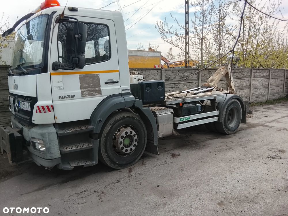 Mercedes-Benz AXOR - 2