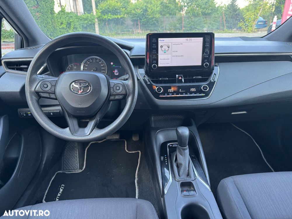 Toyota Corolla - 11