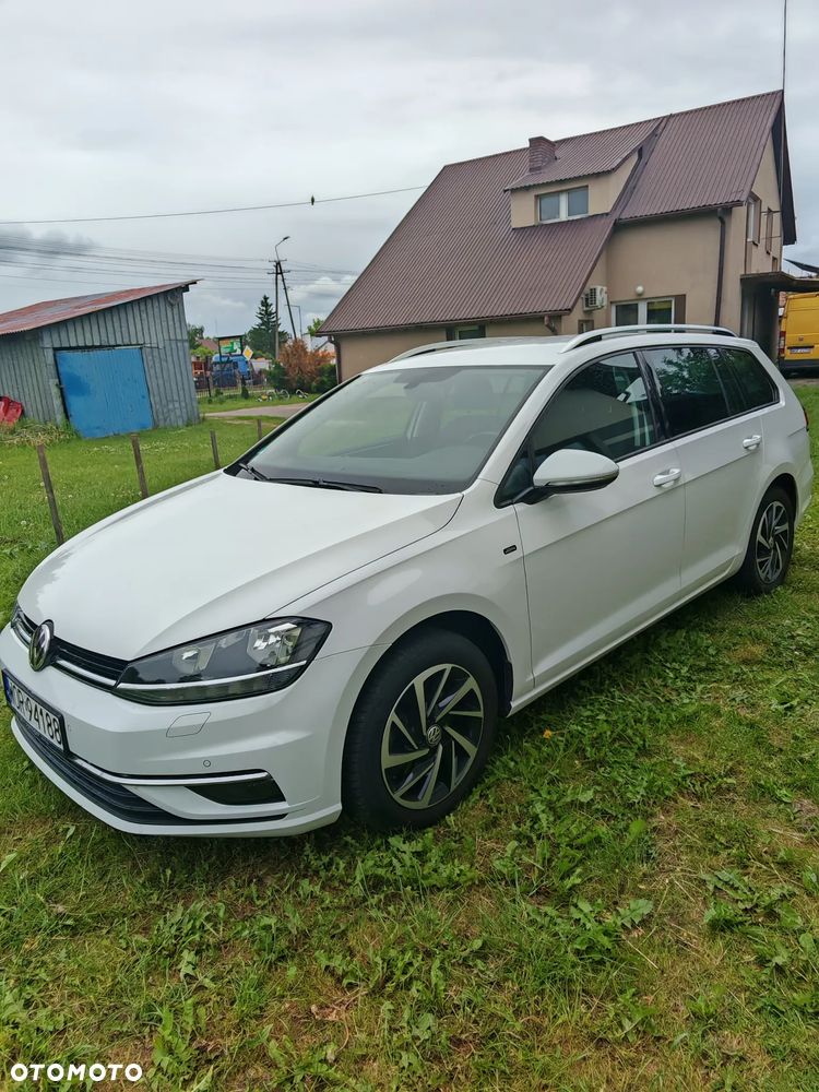 Volkswagen Golf - 11