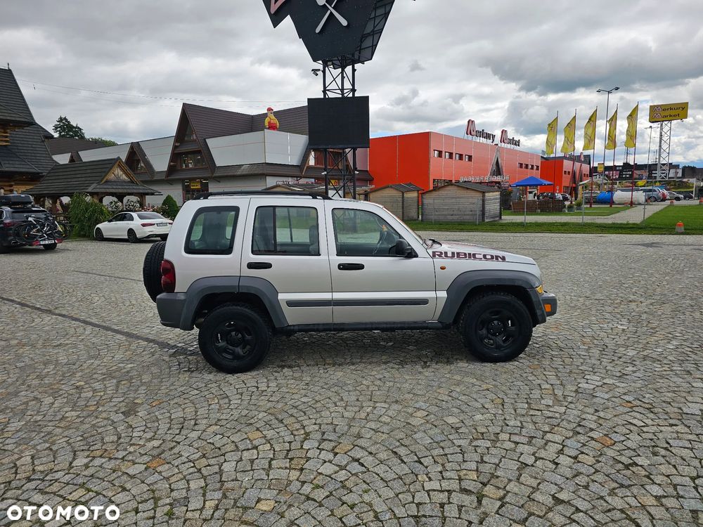 Jeep Cherokee 2.8 CRD Sport - 8