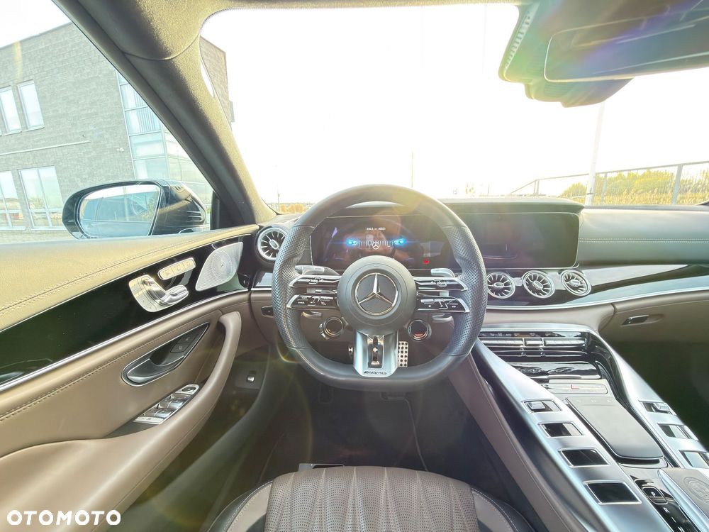Mercedes-Benz AMG GT 53 4-Matic+ - 35
