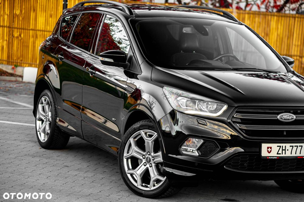 Ford Kuga - 4