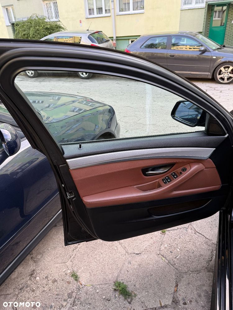 BMW Seria 5 535d - 7