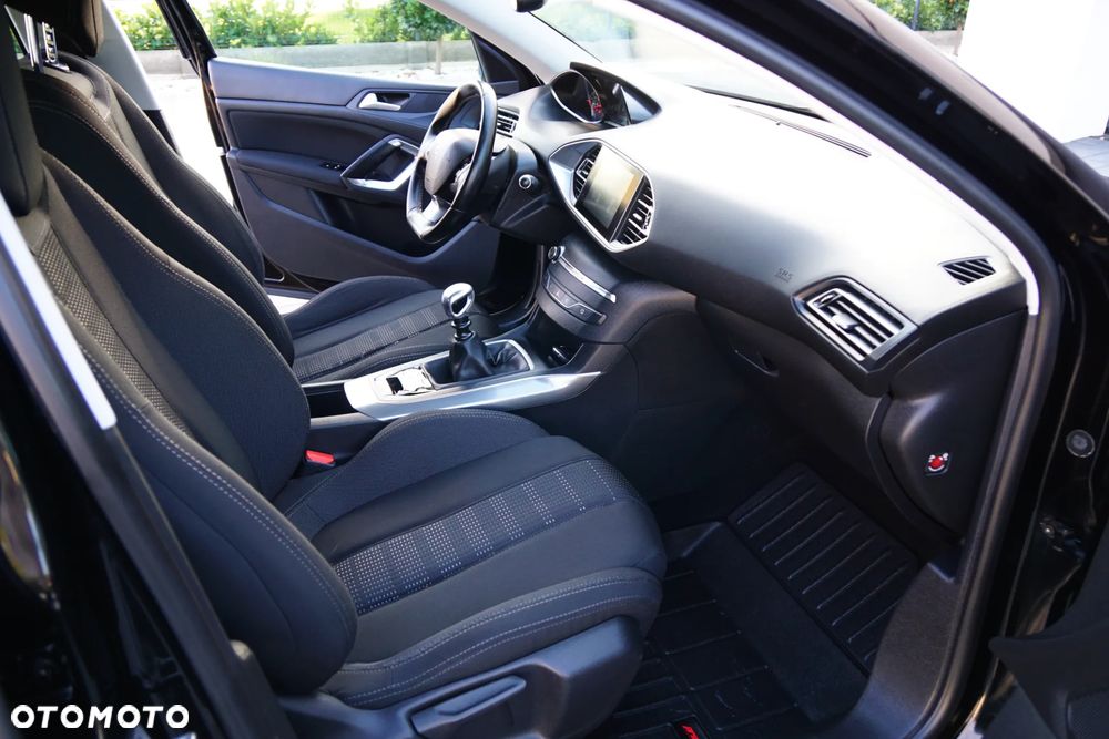Peugeot 308 BlueHDi 120 Stop & Start Business-Line - 18