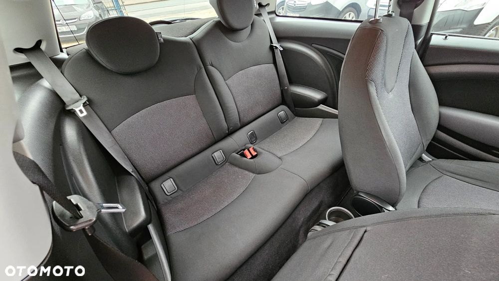 MINI Cooper 50 Camden - 8