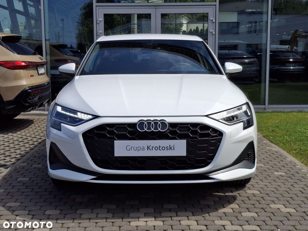 Audi A3 Limousine - 11