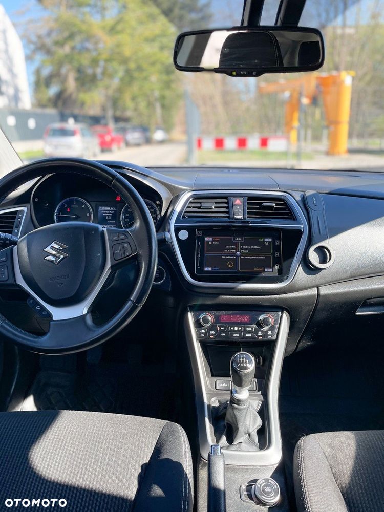 Suzuki SX4 S-Cross - 11