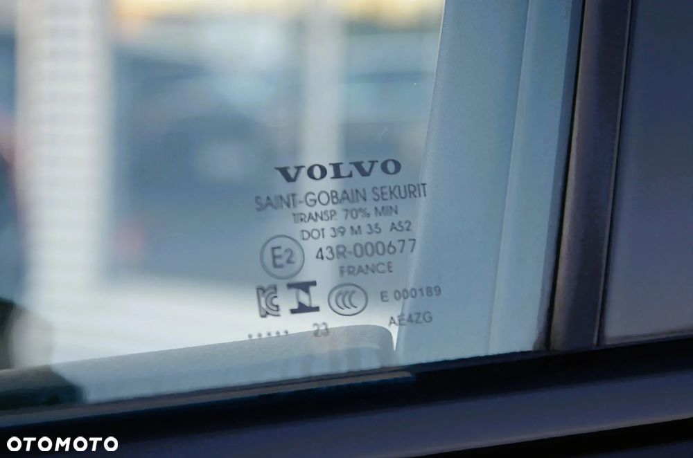 Volvo XC 90 T8 AWD Plus Dark - 38