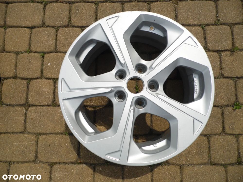 Felga 17'' 5x114,3 Nissan 7x17 ET45 KE409-4C200 - 1
