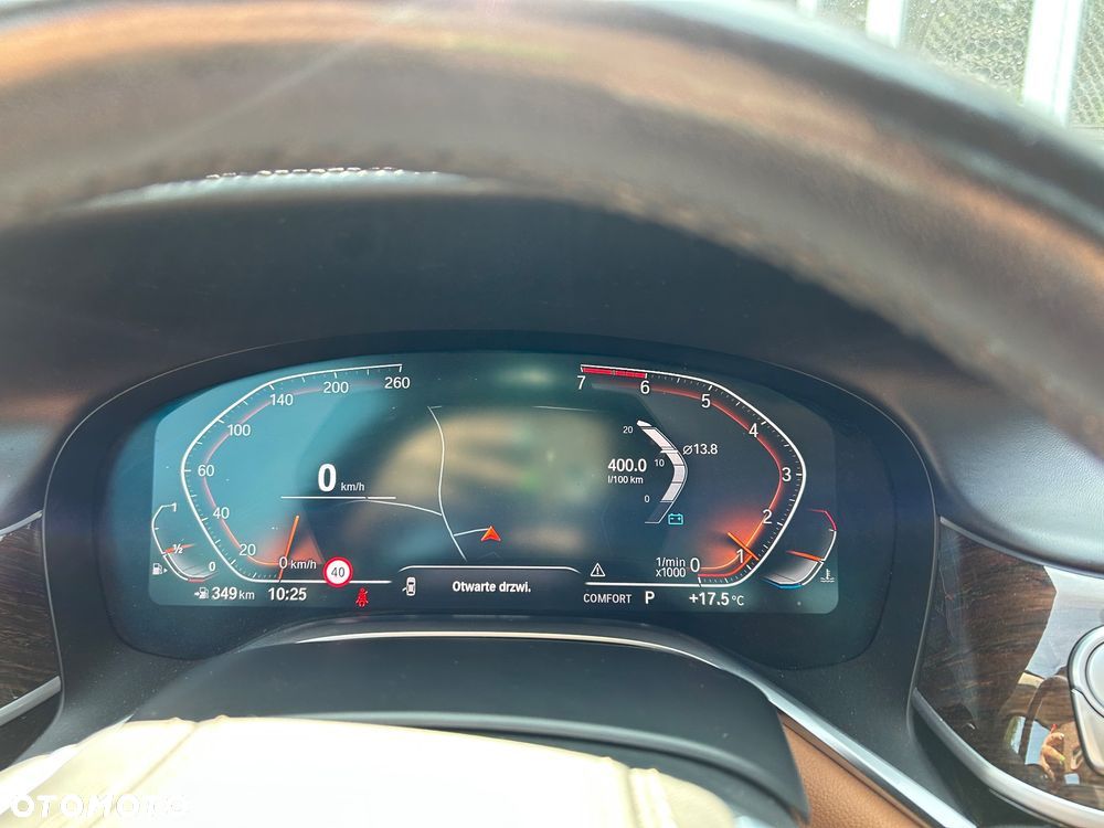 BMW Seria 7 750Li xDrive - 11