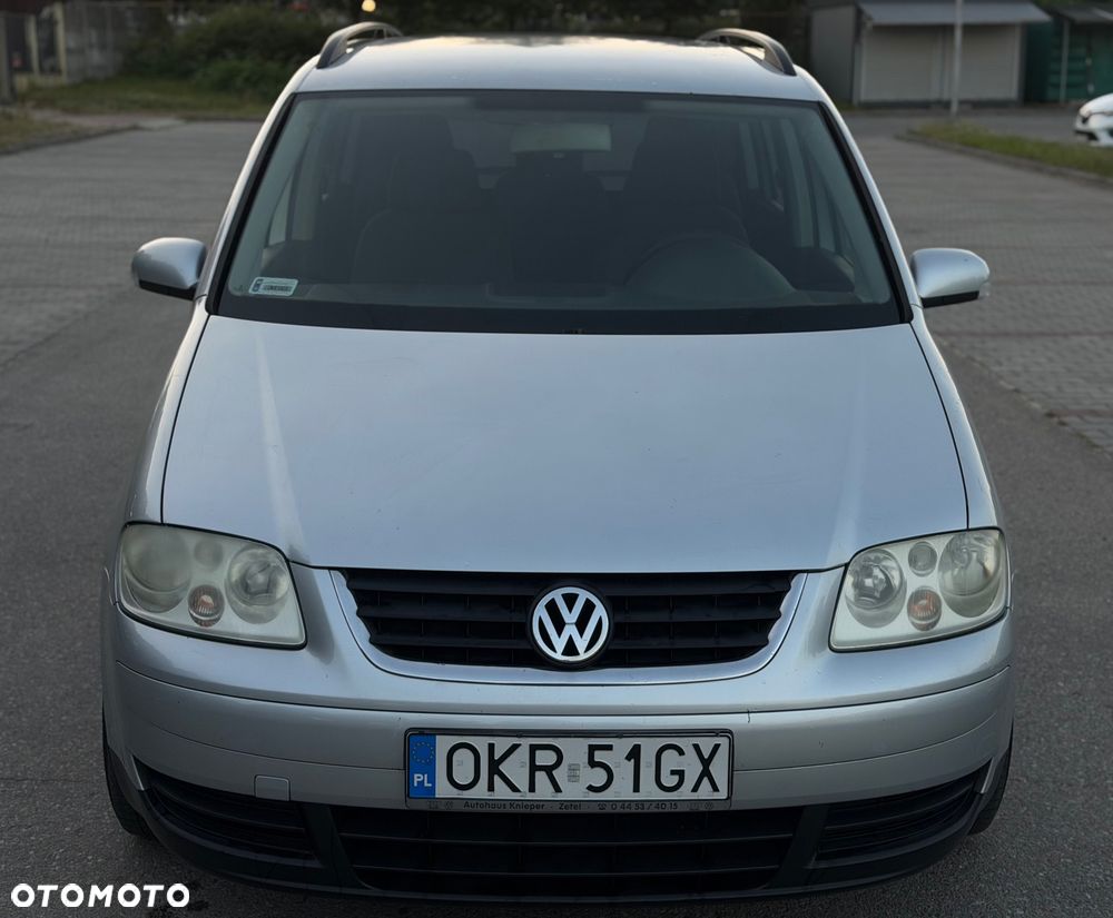 Volkswagen Touran - 2