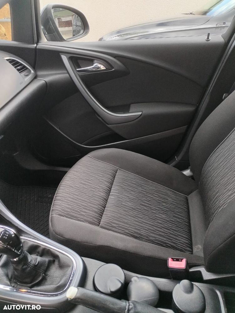 Opel Astra 1.6 CDTI ECOTEC Start/Stop Cosmo - 6