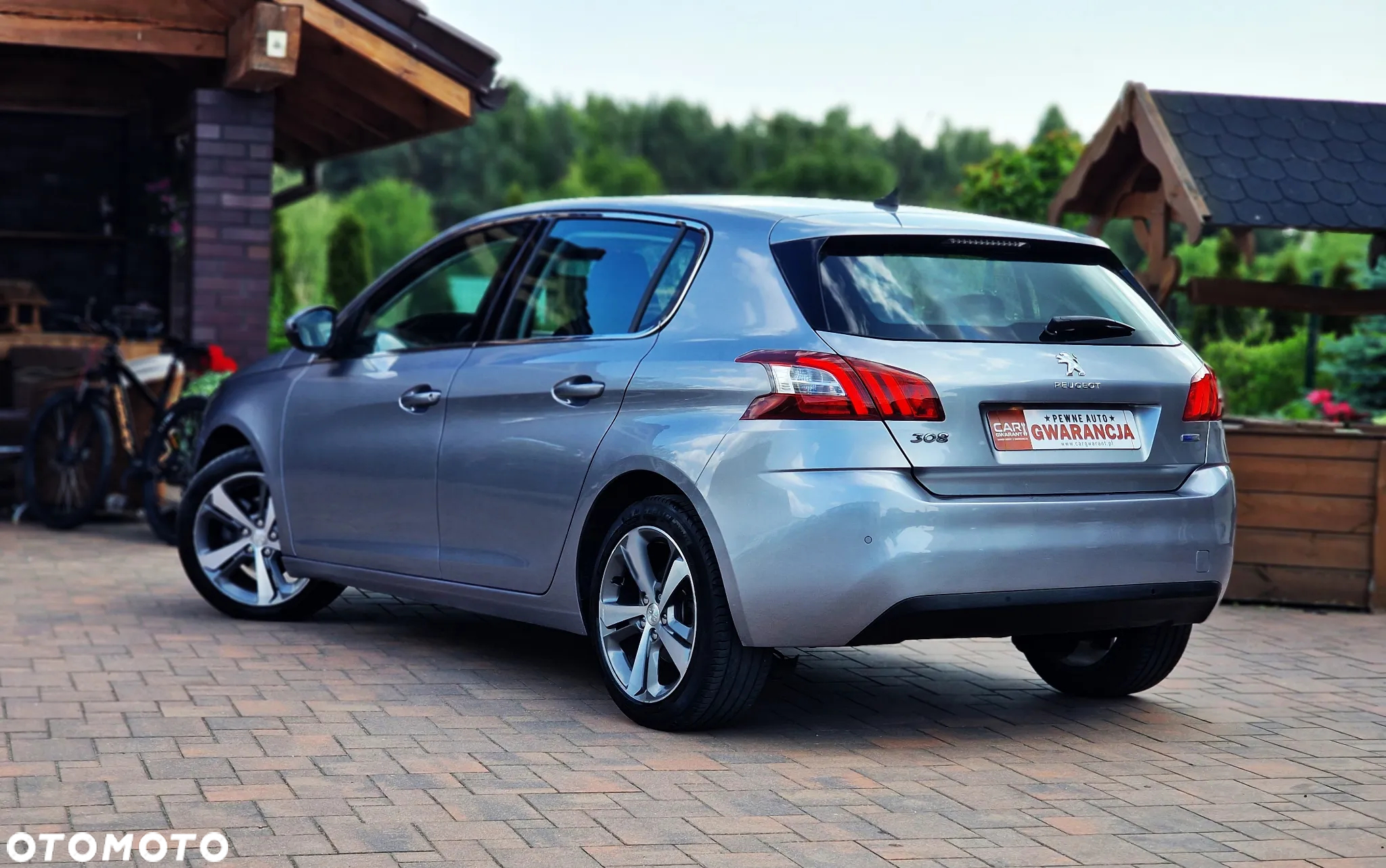Peugeot 308 SW 1.2 PureTech Allure S&S - 22