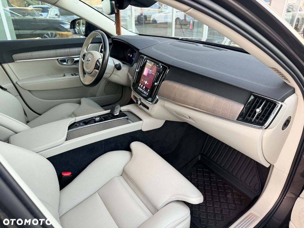 Volvo S90 - 6