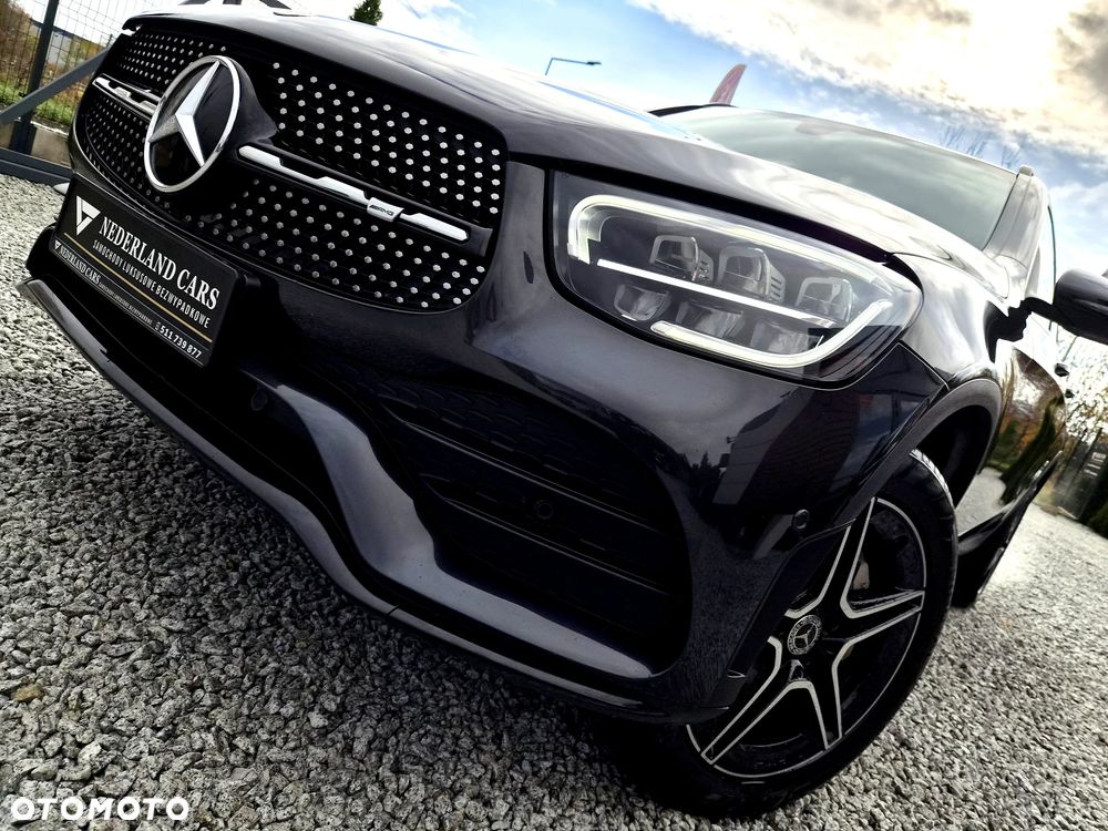 Mercedes-Benz GLC 300 de 4Matic 9G-TRONIC AMG Line - 2