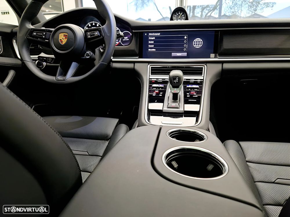 Porsche Panamera Sport Turismo 4 E-Hybrid Platinum Edition PDLS - 40