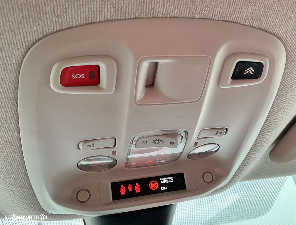 Citroën Jumpy 2.0 BlueHDi XL Confort Semi-Vidrado - 2