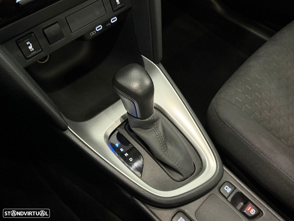 Toyota Yaris Cross 1.5 Hybrid Comfort Plus - 26