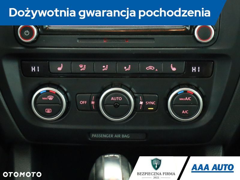 Volkswagen Jetta - 11