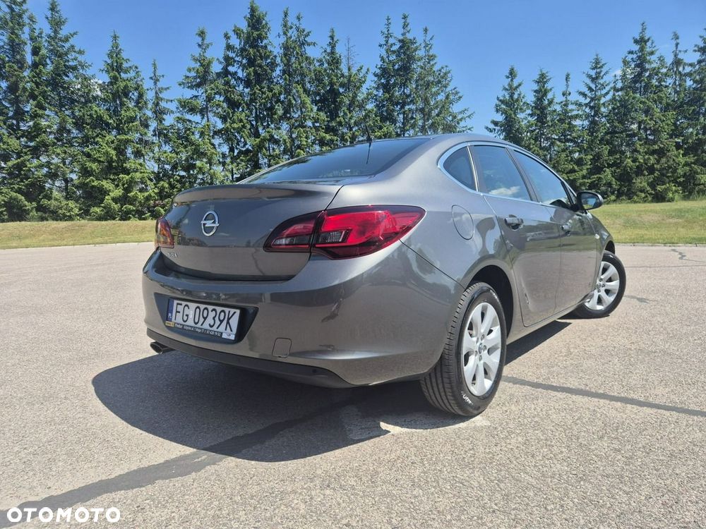 Opel Astra 1.4 T Business - 5
