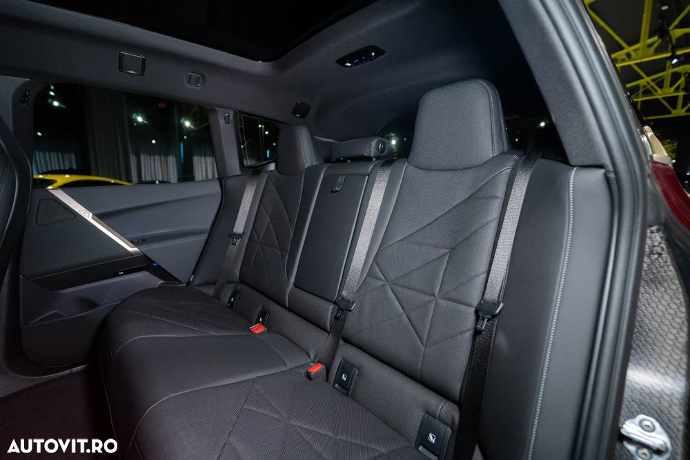 BMW iX xDrive40 - 24