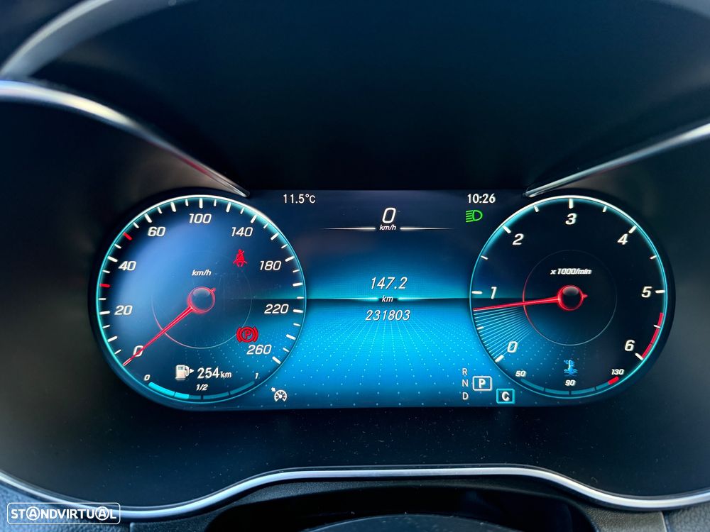 Mercedes-Benz GLC 220 d Coupe 4Matic 9G-TRONIC AMG Line - 26