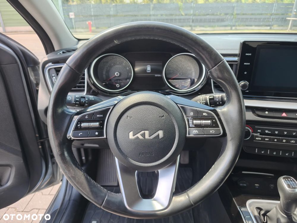 Kia Ceed 1.5 T-GDI L - 17