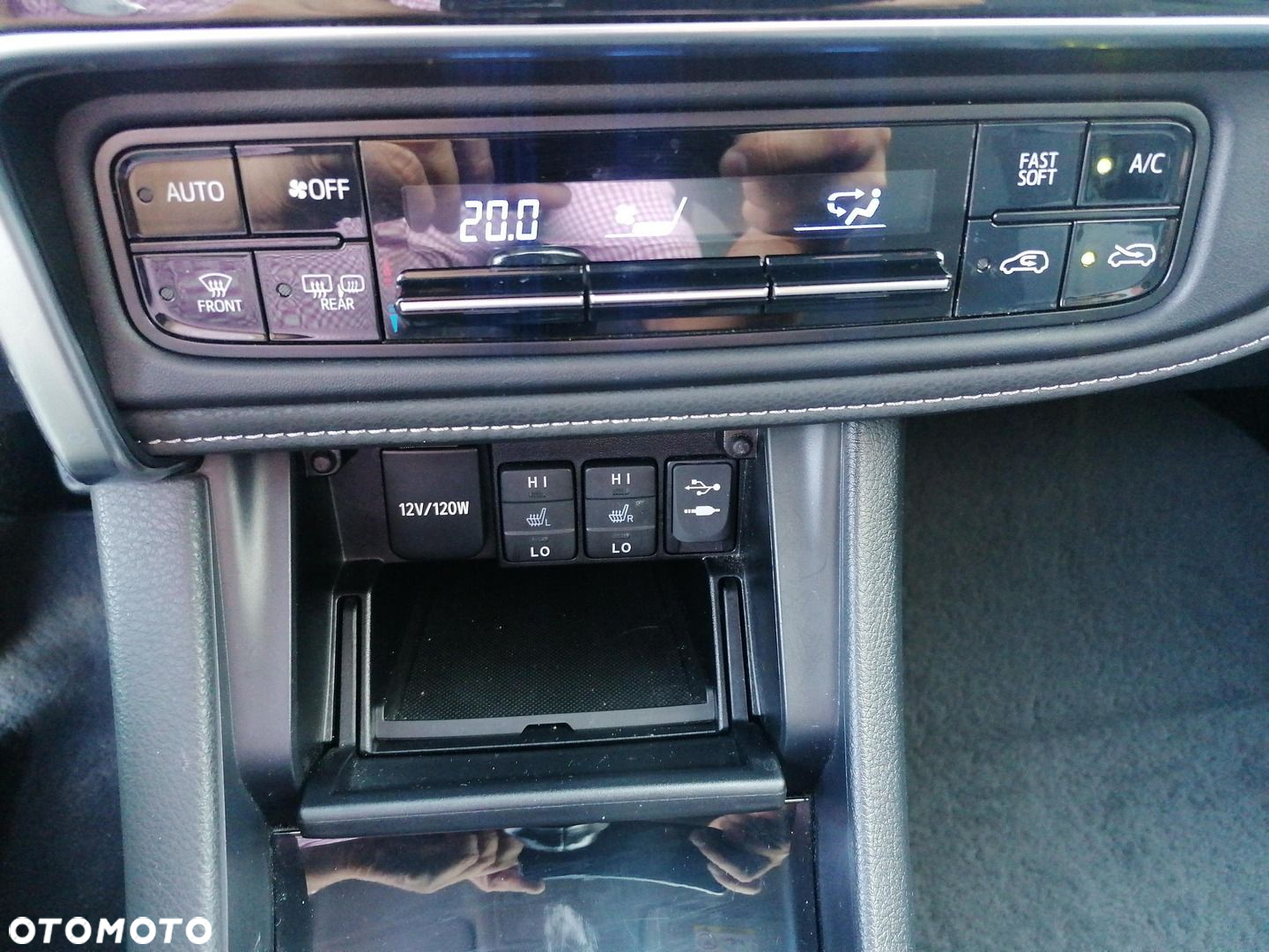Toyota Auris - 16