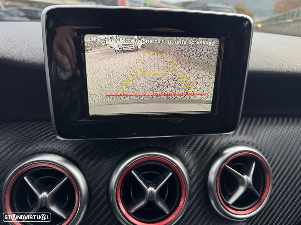 Mercedes-Benz A 180 d AMG Line - 15