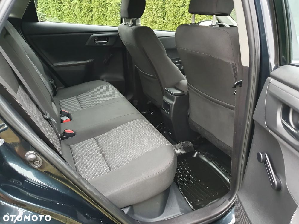 Toyota Auris - 24