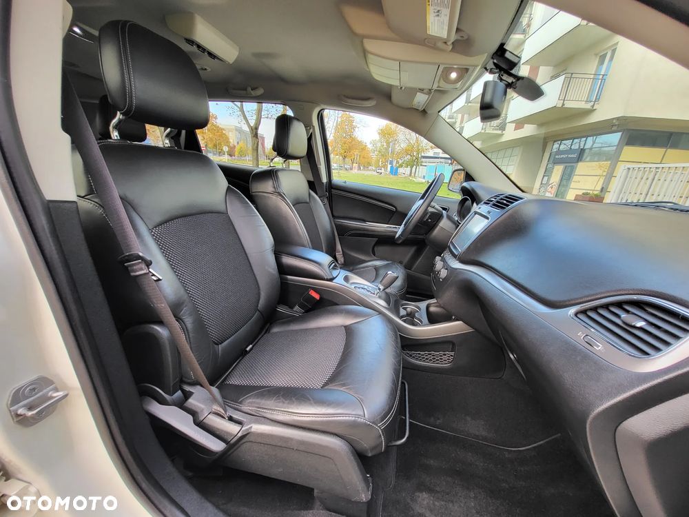 Dodge Journey - 34