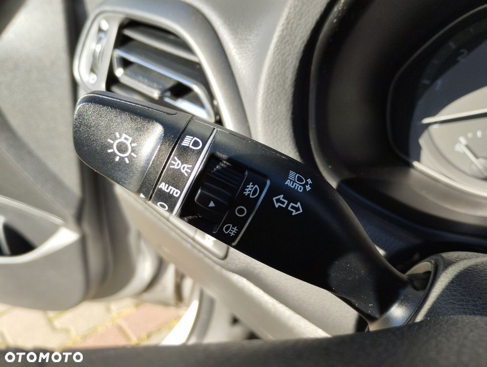 Hyundai i30 1.5 DPI Smart - 32